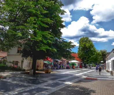 Centar Sokobanje i šetalište u blizini Apartmana Veličković