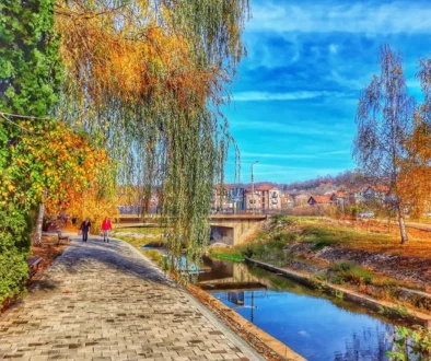 Šetalište pored reke Moravice u Sokobanji, priroda i mirno okruženje